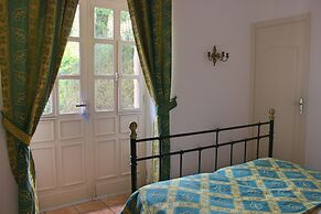 Le Pavillon de St. Agnan