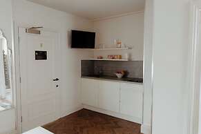 Hideout Apartment Hotel