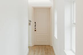 Hideout Apartment Hotel