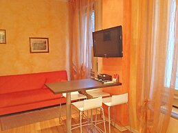 Holiday Verona