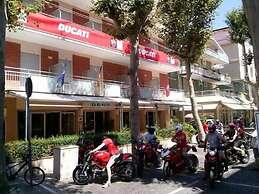Hotel Arno