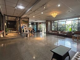 Win Bangna Hotel