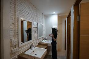 Rabbitat Hostel
