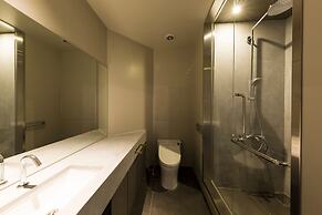 HATCHi Kanazawa - Hostel