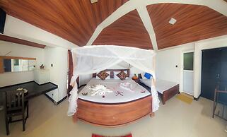 Dinuda Lagoon Resort