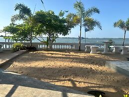 Dinuda Lagoon Resort