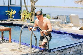 Dinuda Lagoon Resort