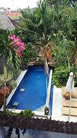 Aahh Bali Bed and Breakfast