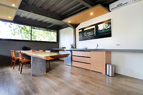 Clio Apartments