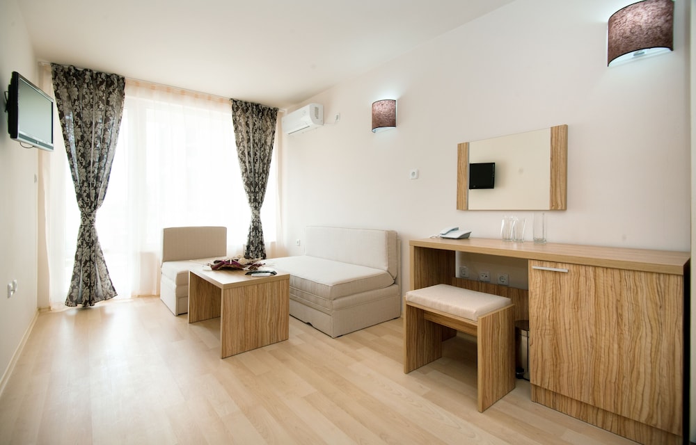 Karlovo Hotel