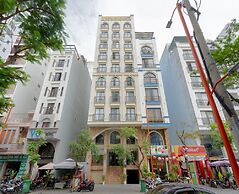 Royal Charm Hotel