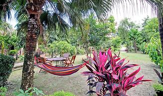Eden Jungle Resort