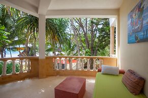 Blue Marlin Beach Hotel