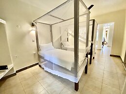 Blue Marlin Beach Hotel