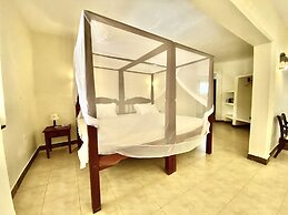 Blue Marlin Beach Hotel