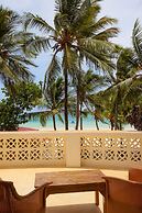 Blue Marlin Beach Hotel