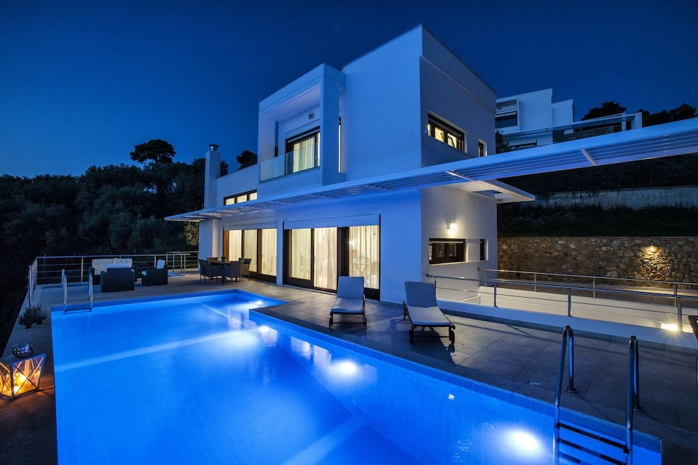Magdani Villas