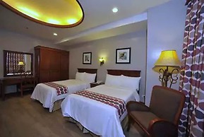 Paragon Hotel and Suites