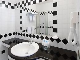 Hotel Prestige