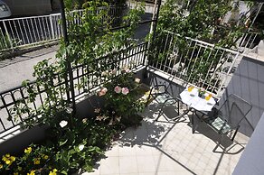 Apartments Roza
