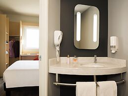 ibis Irapuato