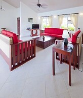 Privacy and comfort luxury 6 bedroom villa