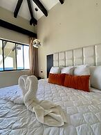 Vista Las Olas Surf Resort