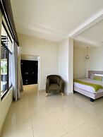 Vista Las Olas Surf Resort