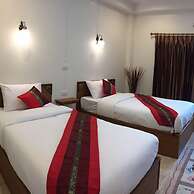 Maesot Siri Hotel