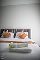 Retro Twin Home at Maesot