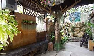 Kaya Place