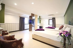 Kaya Place