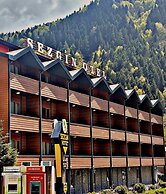 Sezgin Hotel