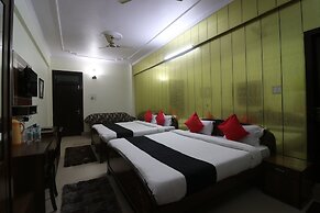 Hotel Mandakini