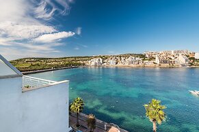 Blue Harbour Penthouse by Getaways Malta