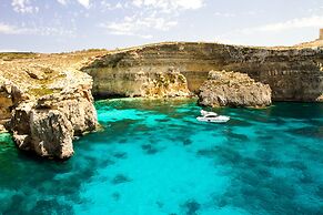 Blue Harbour Penthouse by Getaways Malta