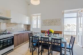 Blue Harbour 2 by Getaways Malta