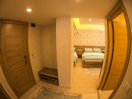 Elif Inan Otel
