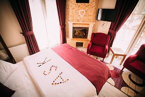 Elif Inan Otel