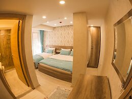 Elif Inan Otel
