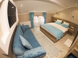 Elif Inan Otel
