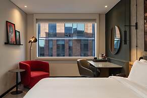 Radisson RED V&A Waterfront, Cape Town