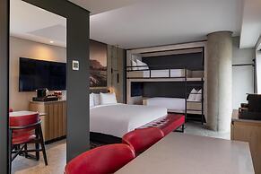 Radisson RED V&A Waterfront, Cape Town