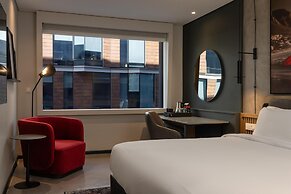 Radisson RED V&A Waterfront, Cape Town