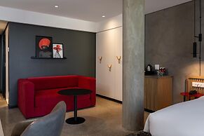 Radisson RED V&A Waterfront, Cape Town