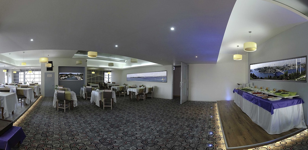 Grand As Hotel