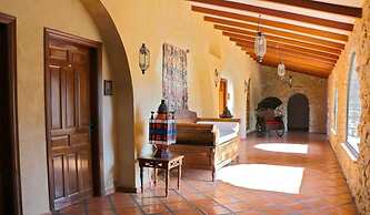 Masía Durbá Hotel B&B