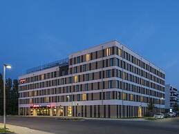 Hampton by Hilton Freiburg