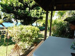 Pueu Village