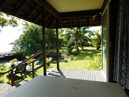 Pueu Village
